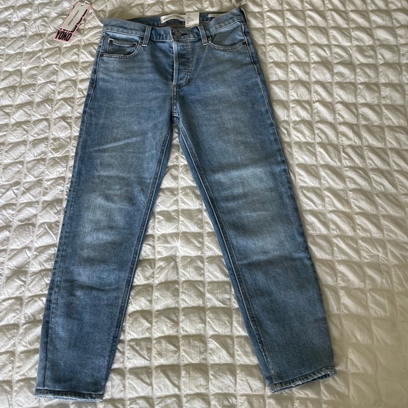 Denim Forum The Yoko Midrise denim - Picture 1 of 16